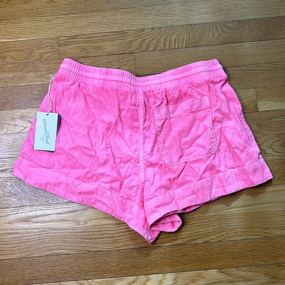 Universal Thread Shorts - Picture 4 of 5